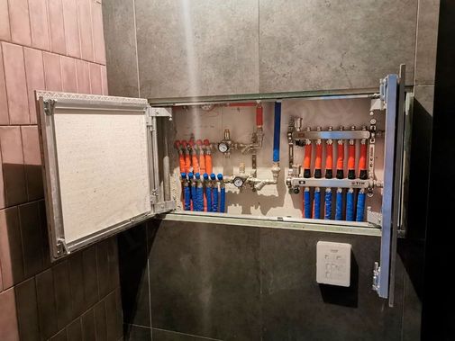 Люк под плитку Секрет 3.0, 2 створки 850*1000 Люк под плитку Секрет 3.0, 2 створки 850*1000