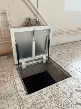 Напольный люк Невидимка-бюджет 700*700 Напольный люк Невидимка-бюджет 700*700